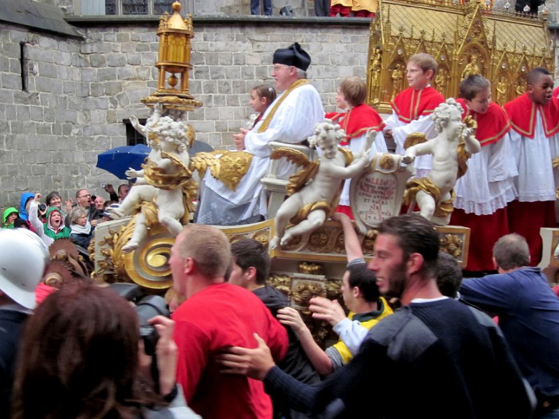 mons2012_23.JPG -                                de car d'or